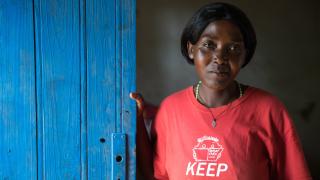 Women’s livelihoods are being severely impacted by the pandemic’s economic shocks in settings that lack resilient financial systems, governments and social safety nets. Photo credit: Hazel Thompson